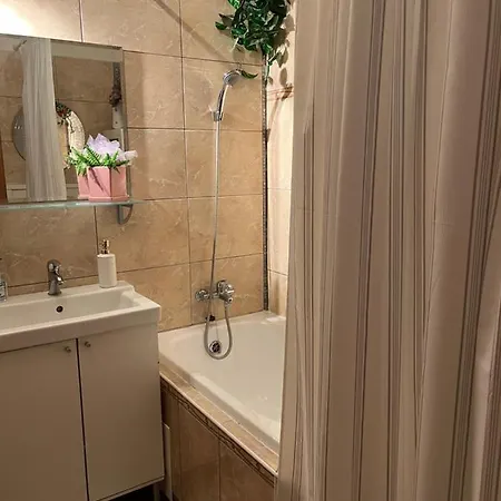 Terrace S 1 Spalnou Sofia-parking & Wifi * Bratislava